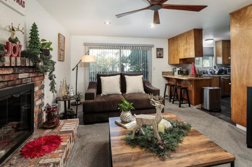 1503 Sierra St, Redwood City CA  94061-2712 exterior