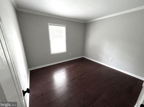 585 Artis Dr, Dover DE  19904-5626 exterior