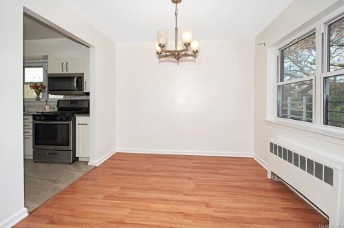 736 5 Ave, Mount Vernon NY  10550-4960 exterior