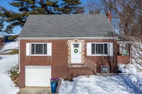 523 Thomas St, Pittsburgh, PA 15239-1927
