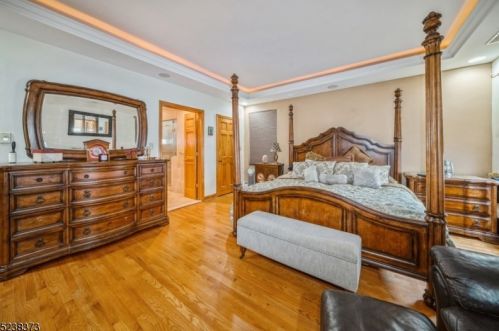 716 Avenue C, Bayonne NJ  07002-2542 exterior