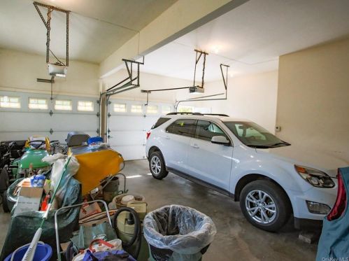 194 High Meadows Rd, Walden NY  12586-2609 exterior