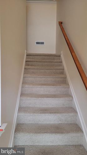 6414 Creekbend Dr, Navy Sup Dpt PA  17050-4003 exterior