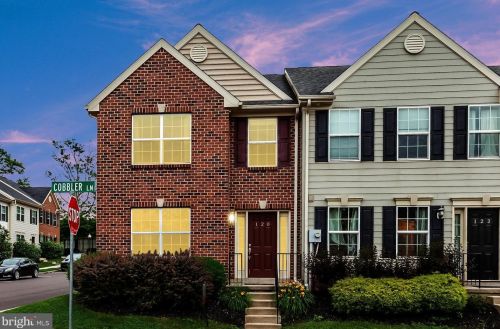 120 Cobbler Ln, Pottstown, PA 19464-5946