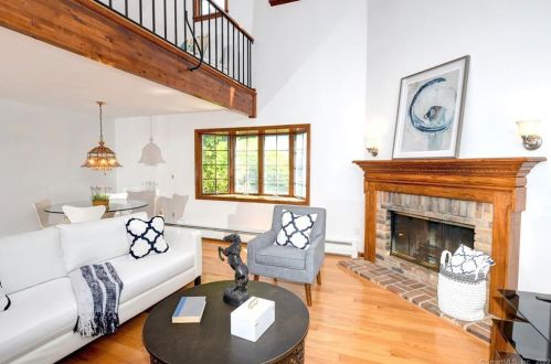 239 Rocks Rd, Norwalk CT  06851-1117 exterior