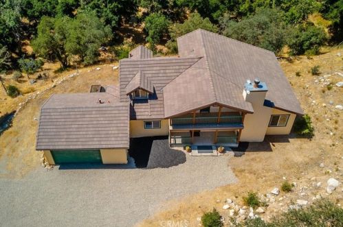 45100 Carmel Vly Rd, Greenfield CA  93927-9757 exterior