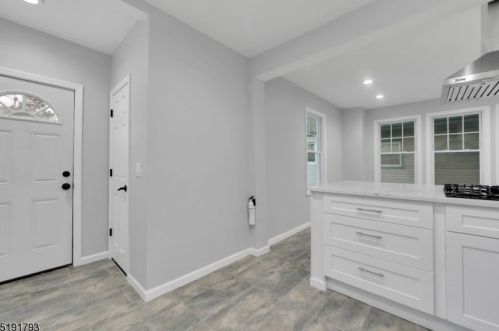 5 Irving St, East Orange NJ  07018-1913 exterior