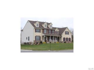 3100 Eagle View Ct, Nazareth, PA 18064-1455