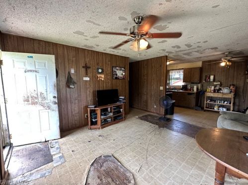 1422 Tangerine St, Ave Maria, FL 34142-2112