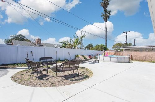 11651 Mac Murray St, Garden Grove CA  92841-2332 exterior