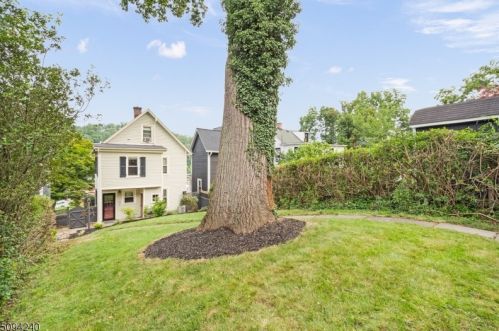 106 Western Ave, Morristown NJ  07960-5023 exterior