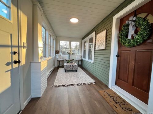 176 Roosevelt Ave, Norwich CT  06360-3346 exterior