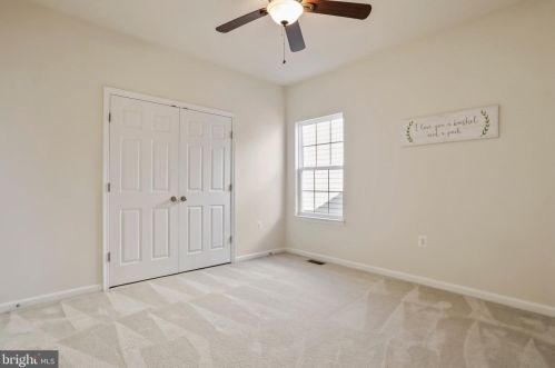 445 Lord Fairfax St, Charles Town WV  25414-2603 exterior