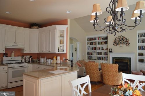 113 Lacy Ln, Bowling Green VA  22427-9310 exterior