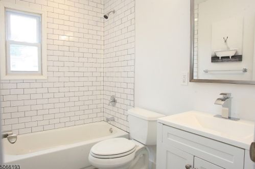 15 Carlton Dr, Montclair NJ  07043-2603 exterior