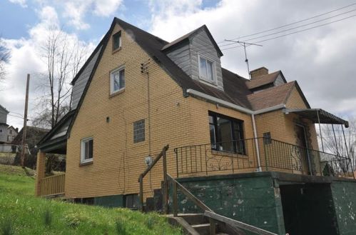 2912 Freeland St, Mckeesport PA  15132-1908 exterior