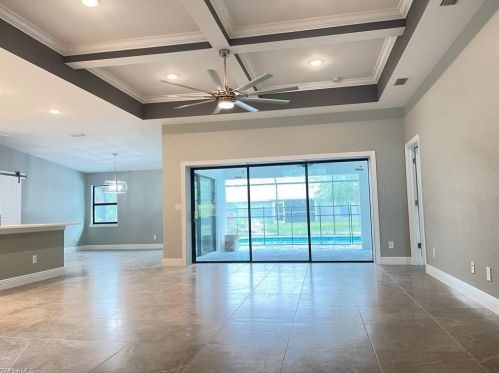 410 19th St, Cape Coral, FL 33990-2277