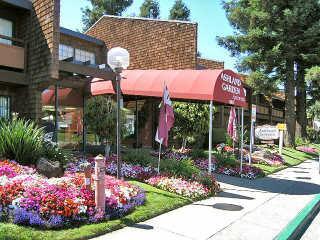 16183 Ashland Ave, San Lorenzo CA  94580-7018 exterior