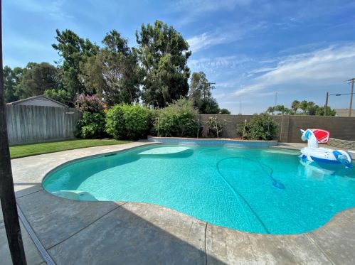 5539 Greenoaks Dr, Riverbank CA  95367-3844 exterior