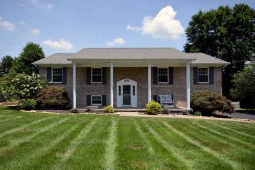 11608 Georgetowne Dr, Knoxville, TN 37934-3812