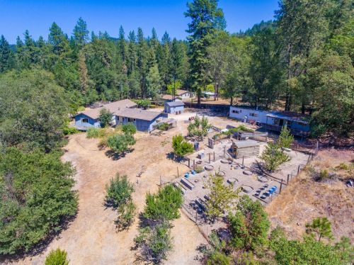 22619 Eastside Rd, Willits CA  95490-9780 exterior