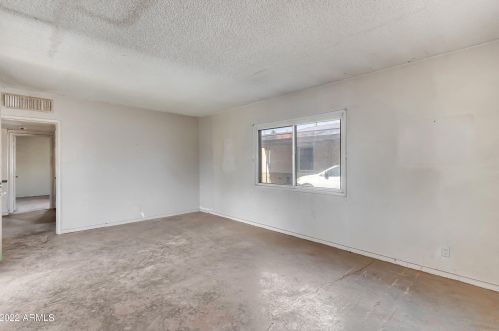 2930 17 Ave, Phoenix AZ exterior