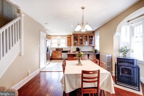 422 Delaware Ave, Lansdale PA 19446-3422 exterior