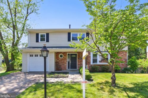 12610 Harbor Dr, Woodbridge, VA 22192-2212
