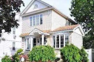 1273 Webster St, Hewlett, NY 11557-1230