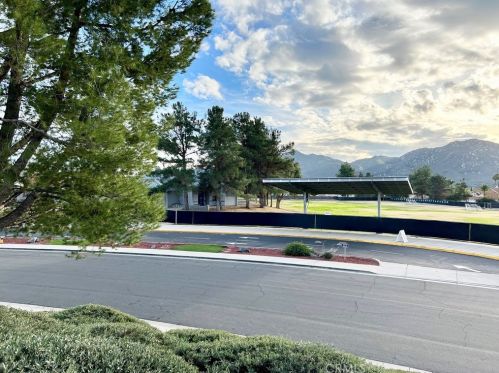 32005 Corte Eldorado, Temecula CA  92592-1033 exterior