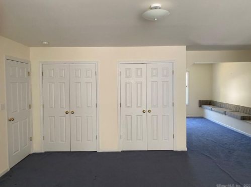273 New Haven Ave, Milford CT  06460-4866 exterior