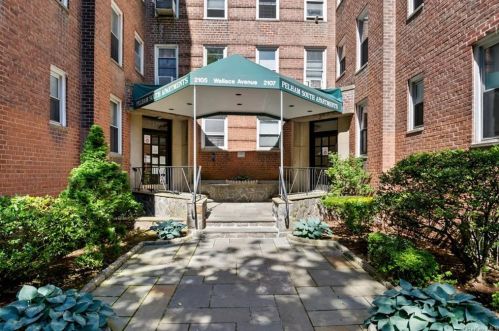 2105 Wallace Ave, Bronx NY  10462-2470 exterior