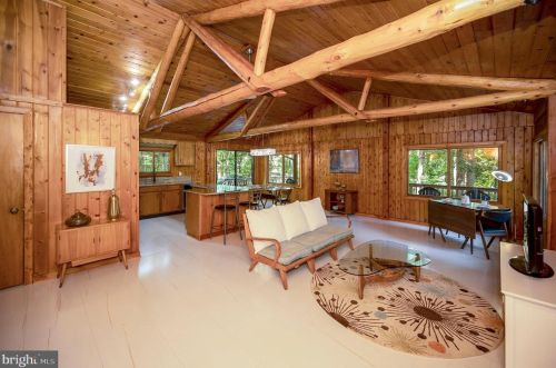 120 Hillside Dr, Locust Grove, VA 22508-5233