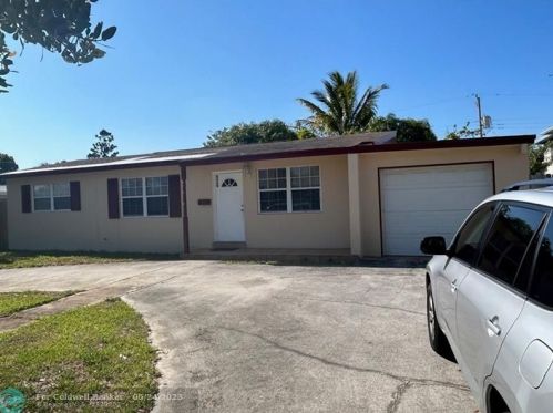 926 Magnolia Dr, West Palm Beach, FL 33403-2013