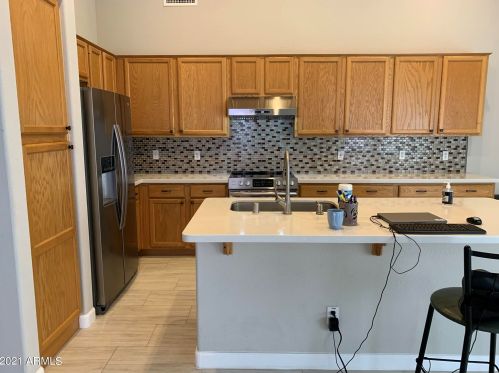 1047 Park Ave, Gilbert, AZ 85233-5243
