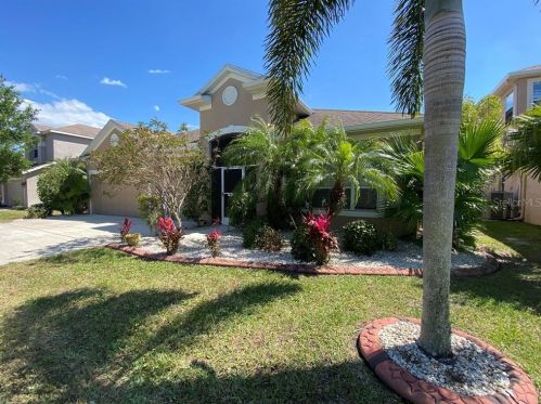 1708 Mira Lago Cir, Ruskin, FL 33570-3227