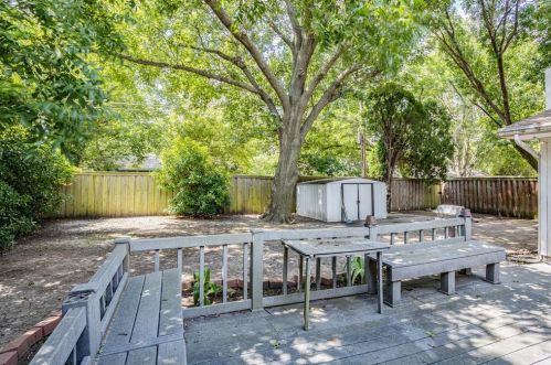 512 La Salle Dr, Richardson TX  75081-3411 exterior