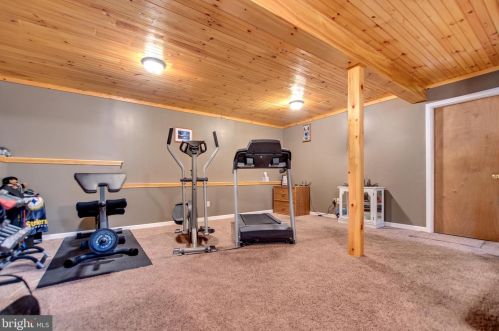 100 Hilldale Rd, Etters PA  17319-9469 exterior