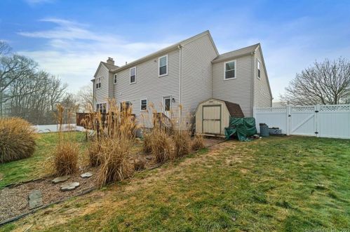 3 Killen Rd, Wallingford CT  06492-2697 exterior