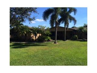 2990 139th Ave, Hollywood, FL 33027-3942