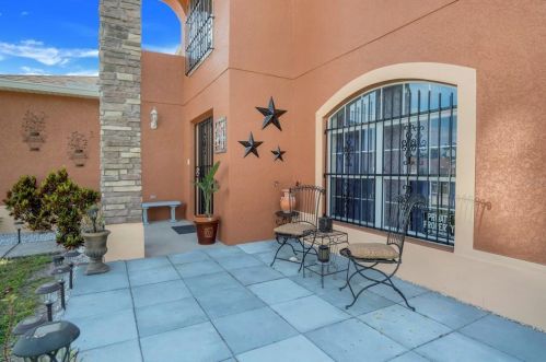 6 Flatfish Dr, Kissimmee FL  34759-4850 exterior