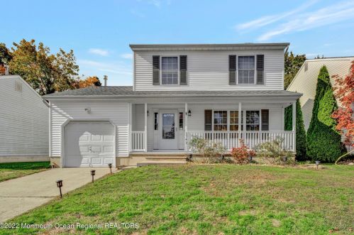 1743 Howard St, Belmar, NJ 07719-3430