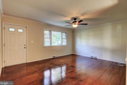 10 Hickory Ln, Dover, DE 19904-6020