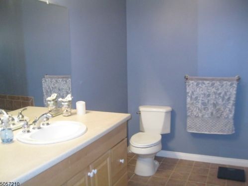 104 Haggerty Rd, Wantage NJ  07461-2707 exterior