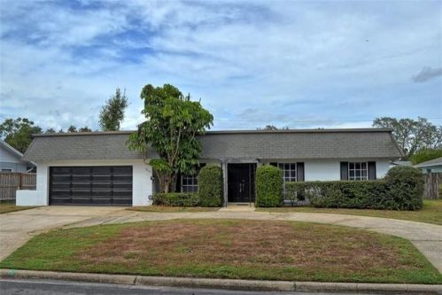 2455 Carolton Rd, Maitland, FL 32751-3626