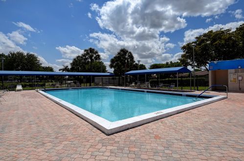 15697 Bottlebrush Cir, Delray Beach FL  33484-5512 exterior