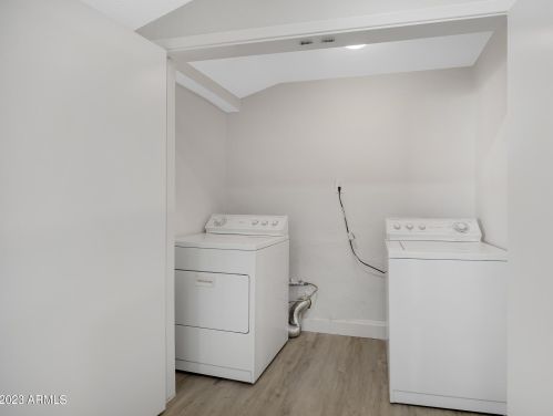 6844 8th Ave, Phoenix AZ  85013-1004 exterior