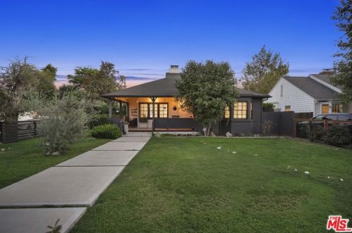 12202 Hartsook St, North Hollywood CA  91601-3961 exterior