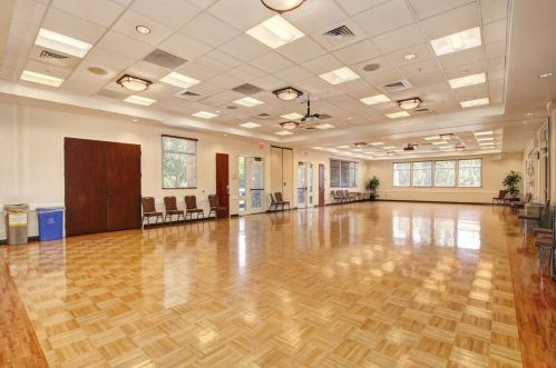 9860 Westminster Way, Elk Grove CA  95757-5124 exterior