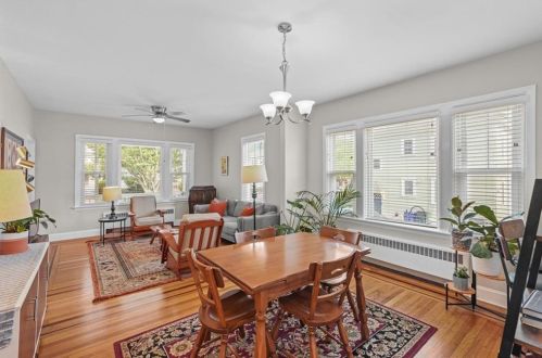 290 River Ave, Providence RI  02908-4217 exterior